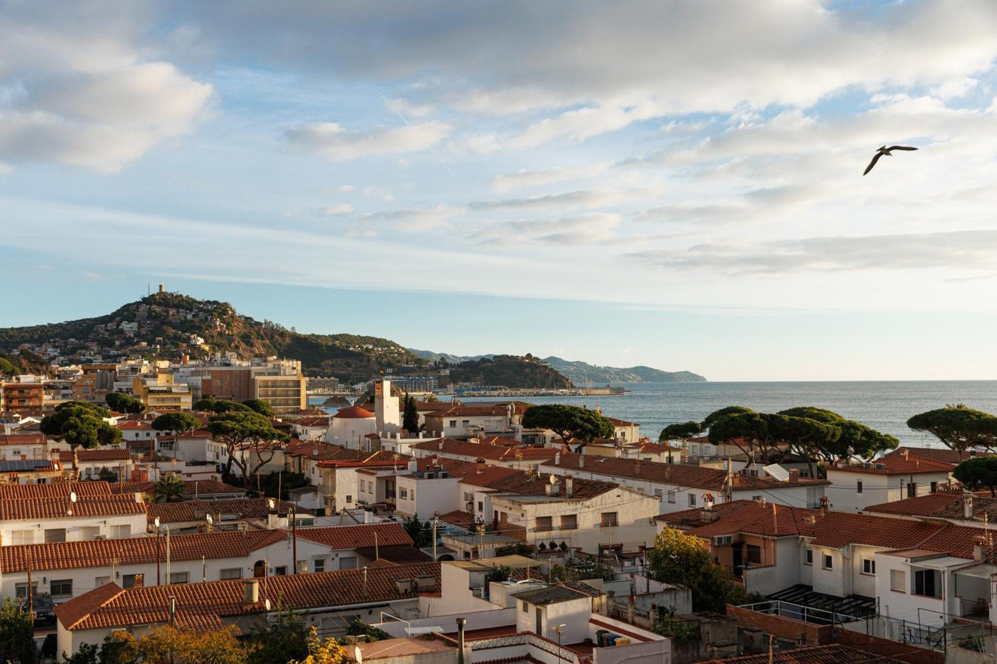 Vistes Al Mar Ideal Per Parelles I Teletreball Blanes Exterior photo