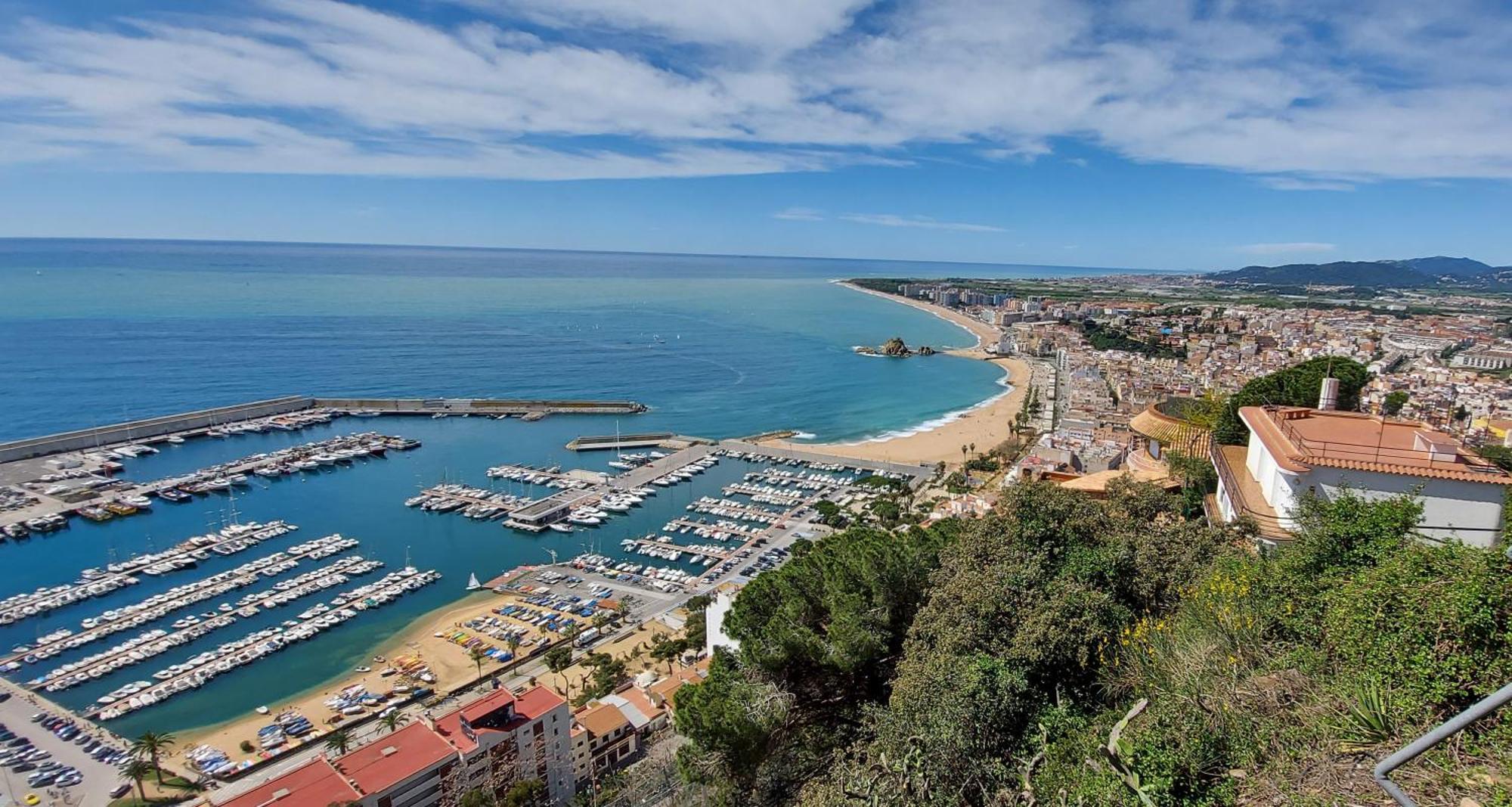 Vistes Al Mar Ideal Per Parelles I Teletreball Blanes Exterior photo